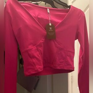 Reoria Hot Pink Long Sleeve Crop Top